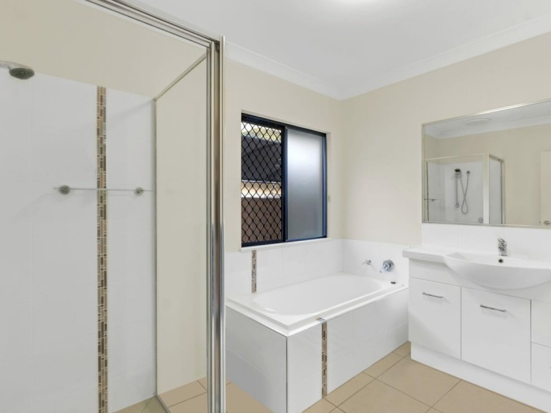 5 Mackerras Street, Redlynch QLD 4870