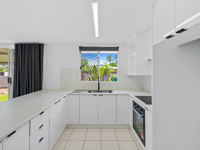 7/3 Quetta Close, Manoora QLD 4870