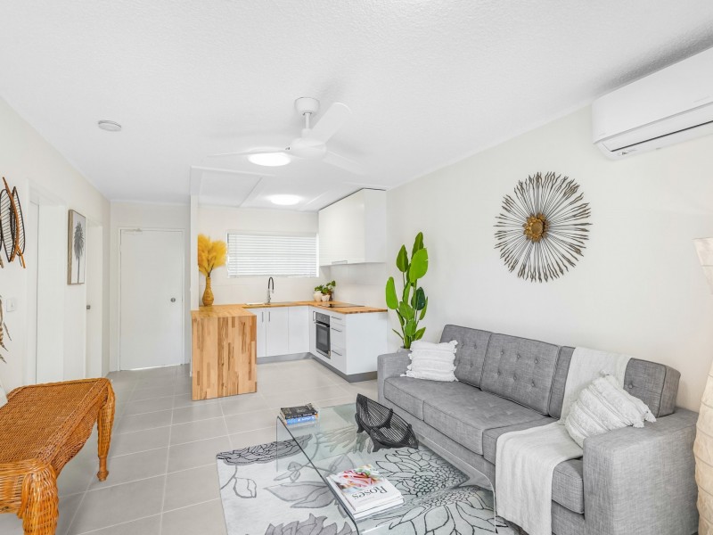 6/215 McLeod Street, Cairns North QLD 4870