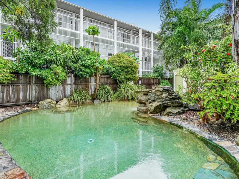 6/215 McLeod Street, Cairns North QLD 4870