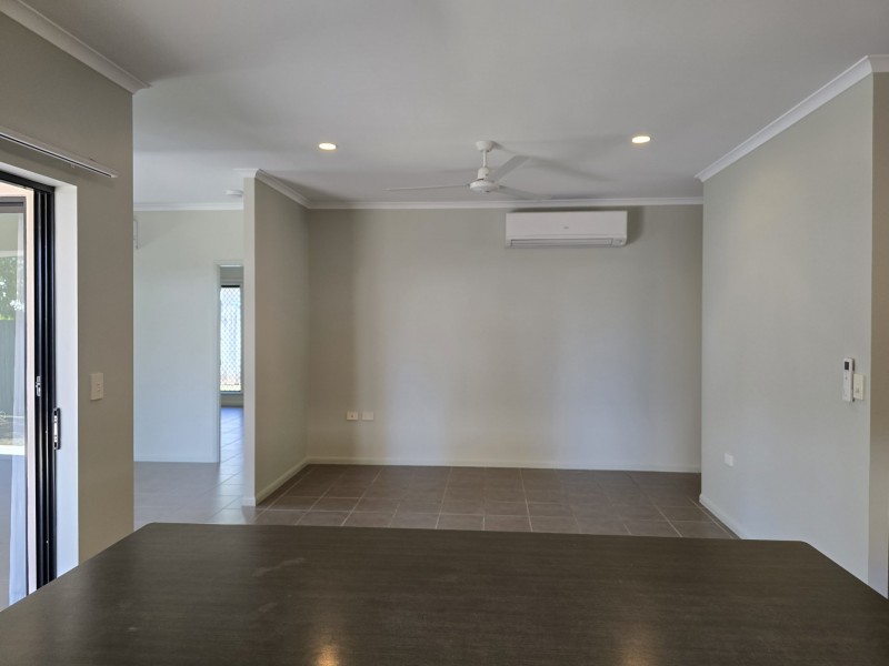 23 Tyrconnell Street, Redlynch QLD 4870