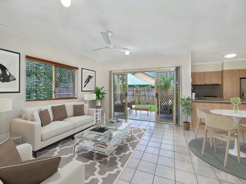 5 Sherwood Close, Brinsmead QLD 4870