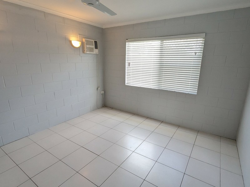 8/22 Jensen Street, Manoora QLD 4870