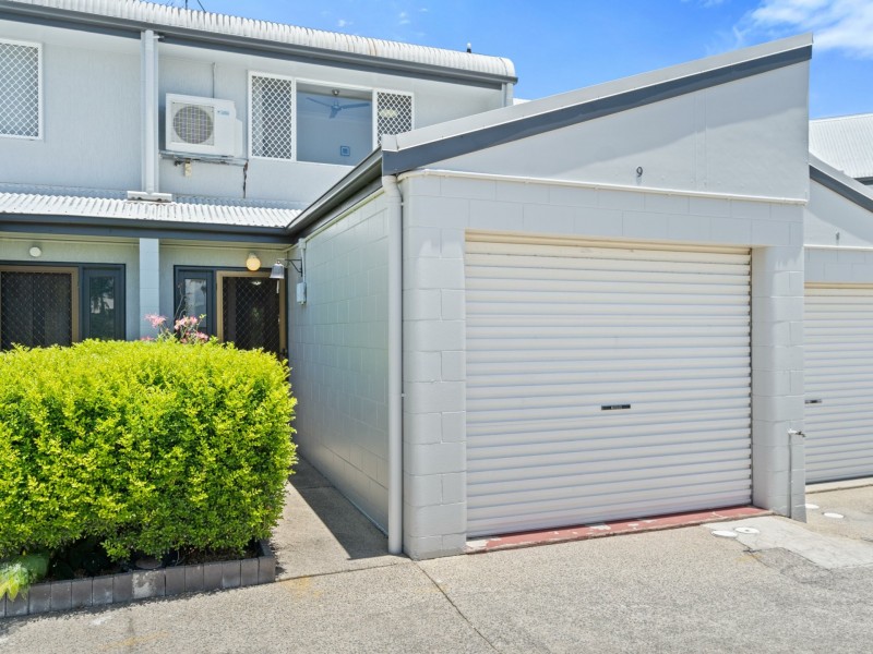 9/1 Springfield Crescent, Manoora QLD 4870