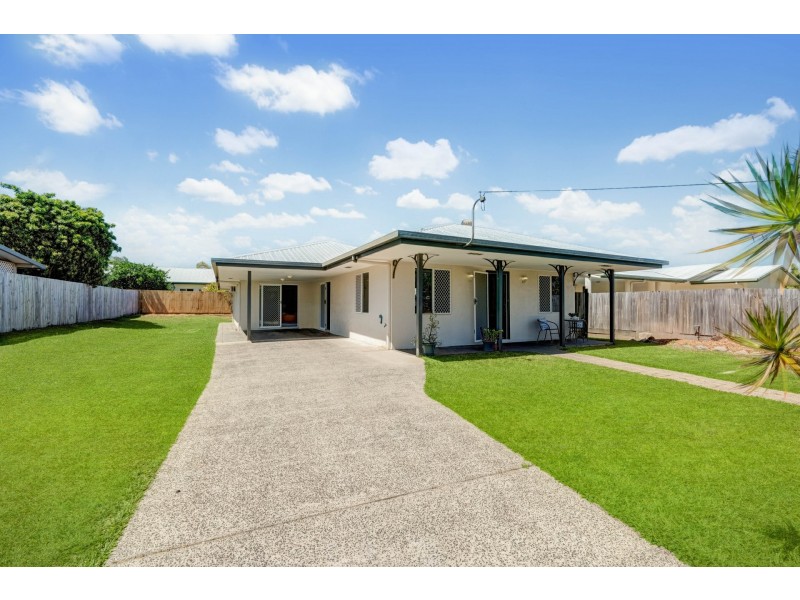 2 Jarrad Close, Mooroobool QLD 4870