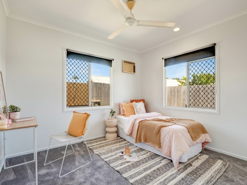 2 Jarrad Close, Mooroobool QLD 4870