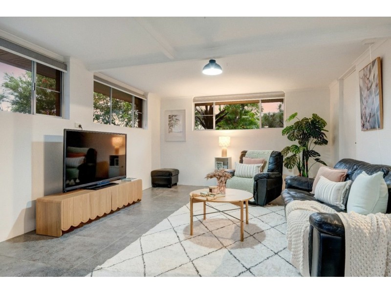 14-16 Kevin Street, Whitfield QLD 4870