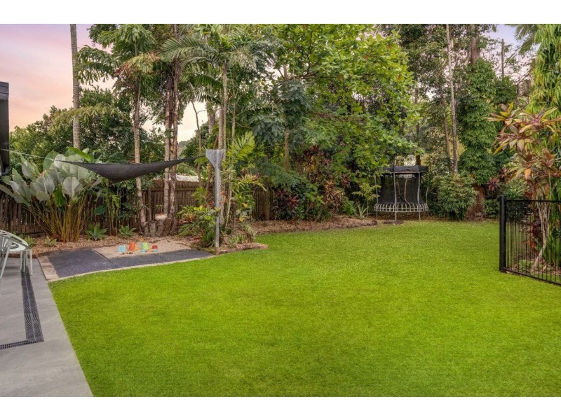 14-16 Kevin Street, Whitfield QLD 4870