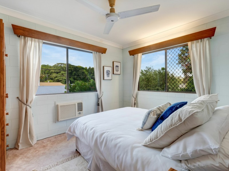 18 Norris Street, Whitfield QLD 4870