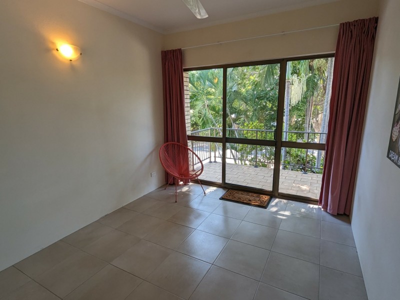 6/21 Poinciana Street, Holloways Beach QLD 4878