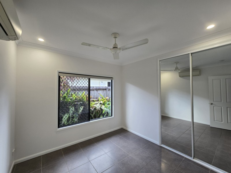 44 Norfolk Cct, Redlynch QLD 4870