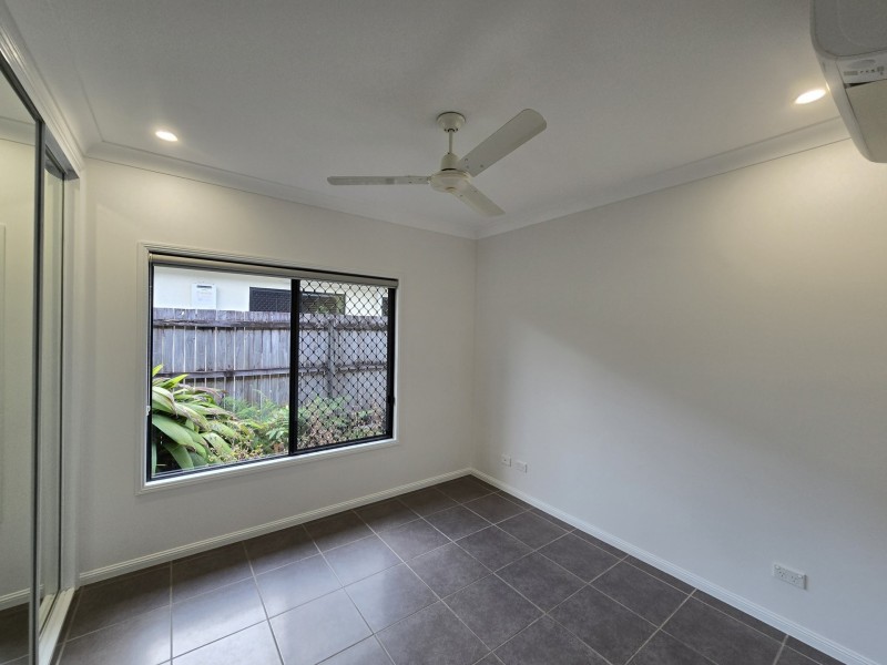 44 Norfolk Cct, Redlynch QLD 4870