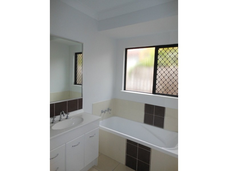 21 Pascoe Close, Mount Sheridan QLD 4868