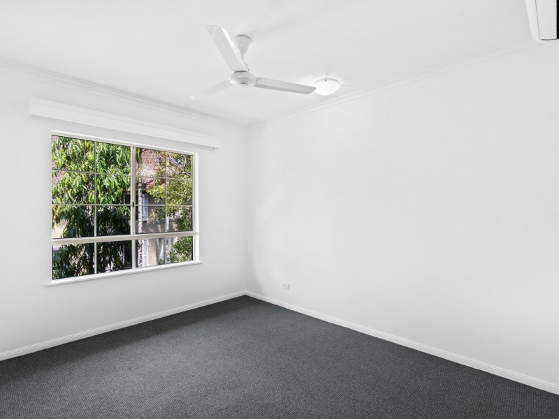 614/2-10 Greenslopes Street, Cairns North QLD 4870