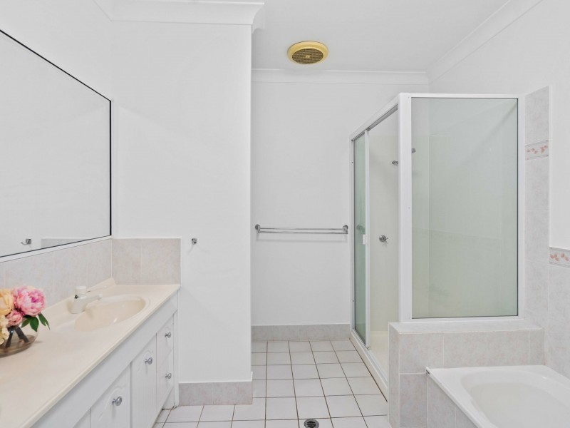 5/10 Grantala Street, Manoora QLD 4870