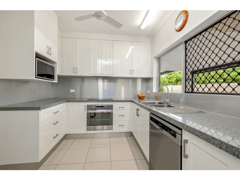 188-190 Woodward Street, Edge Hill QLD 4870