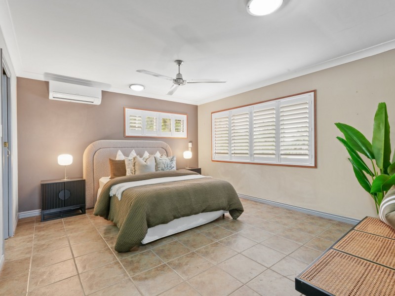 6 Harrison Close, Kanimbla QLD 4870