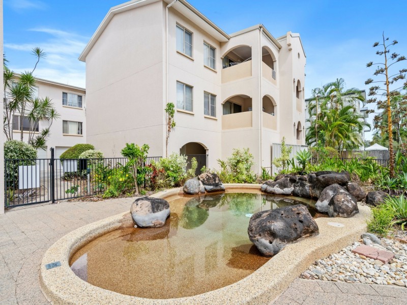 2/2 Chester Court, Manunda QLD 4870