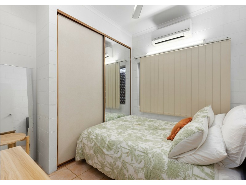 417 Kamerunga Road, Redlynch QLD 4870