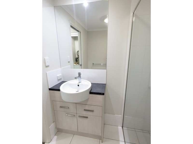 9/15 McLean Street, Cairns North QLD 4870