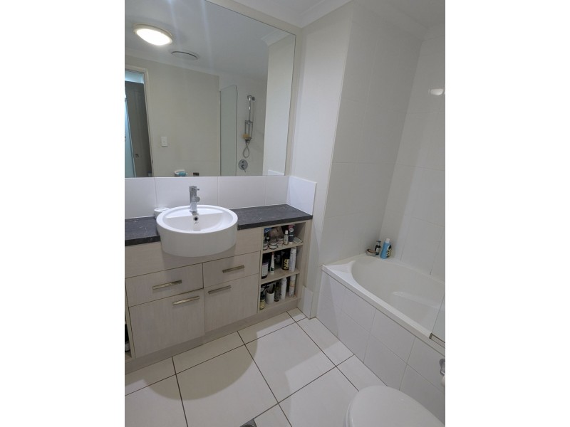 9/15 McLean Street, Cairns North QLD 4870