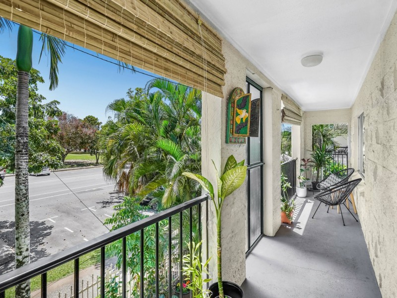 6/112 Digger Street, Cairns North QLD 4870