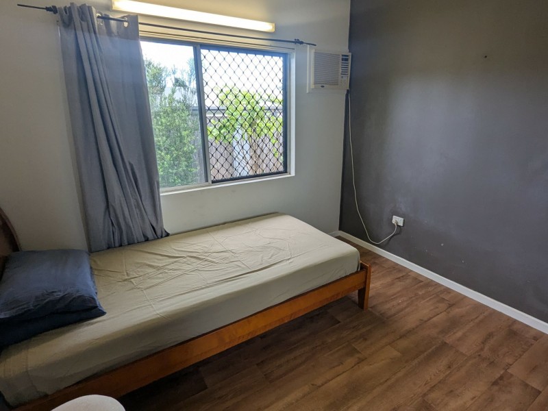 4 Carroo Street, Bayview Heights QLD 4868