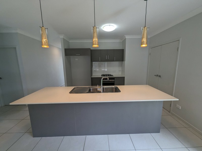 10 Quarterdeck Street, Trinity Beach QLD 4879