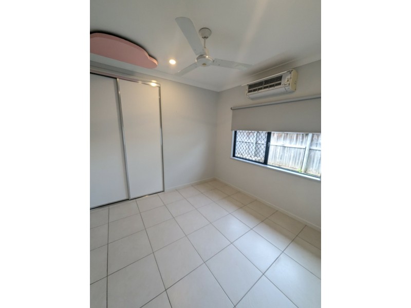 10 Quarterdeck Street, Trinity Beach QLD 4879