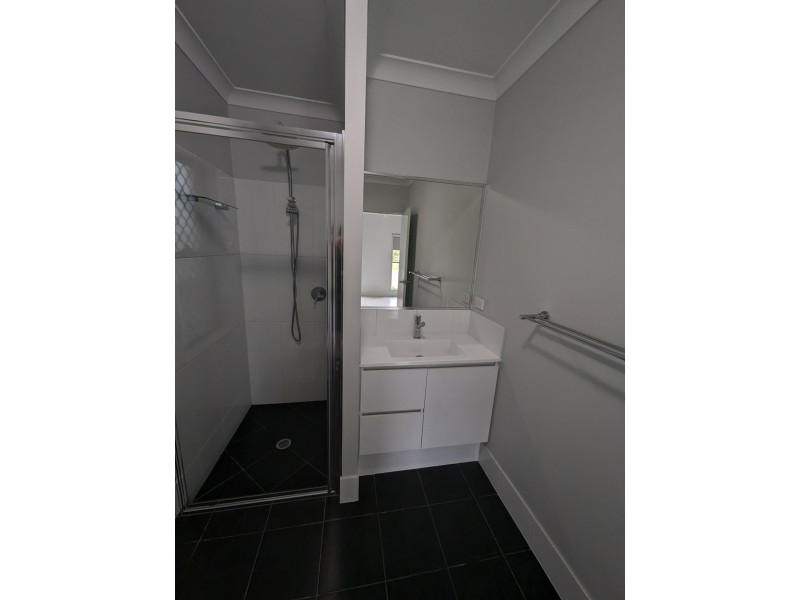 10 Quarterdeck Street, Trinity Beach QLD 4879