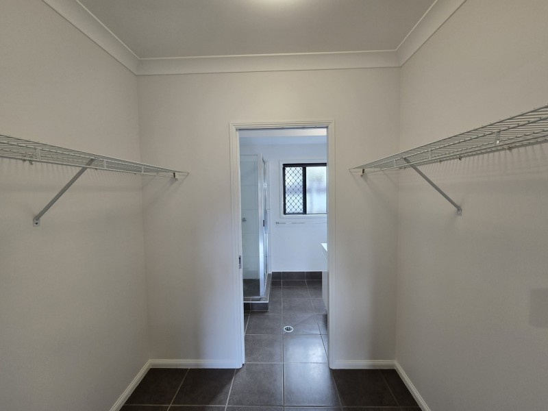 44. Norfolk Cct, Redlynch QLD 4870