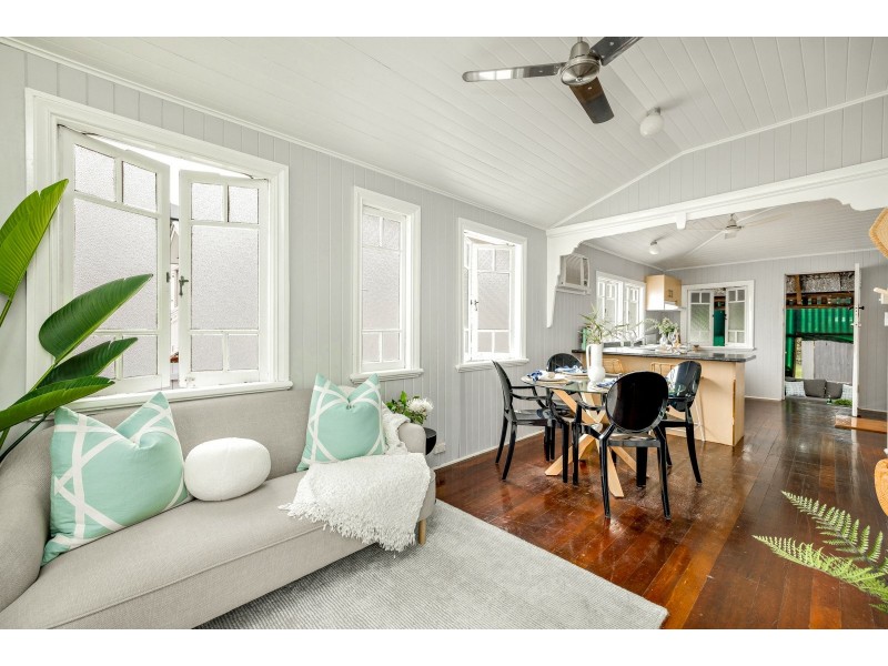 38 Upward Street, Parramatta Park QLD 4870