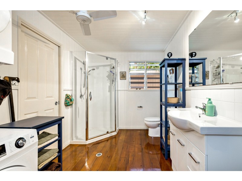 96 Christensen Street, Machans Beach QLD 4878