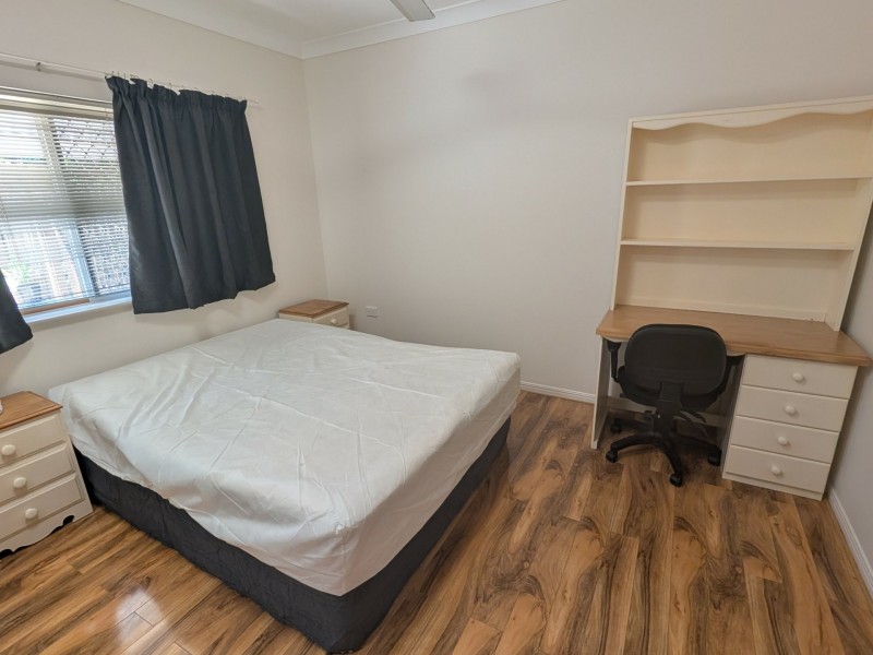 2/8 Clare Street, Parramatta Park QLD 4870