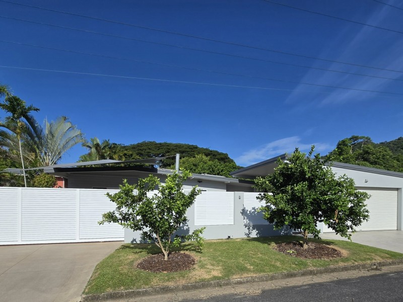 181 Jensen Street, Whitfield QLD 4870
