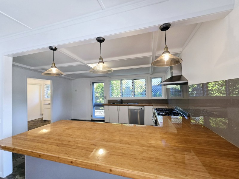 181 Jensen Street, Whitfield QLD 4870