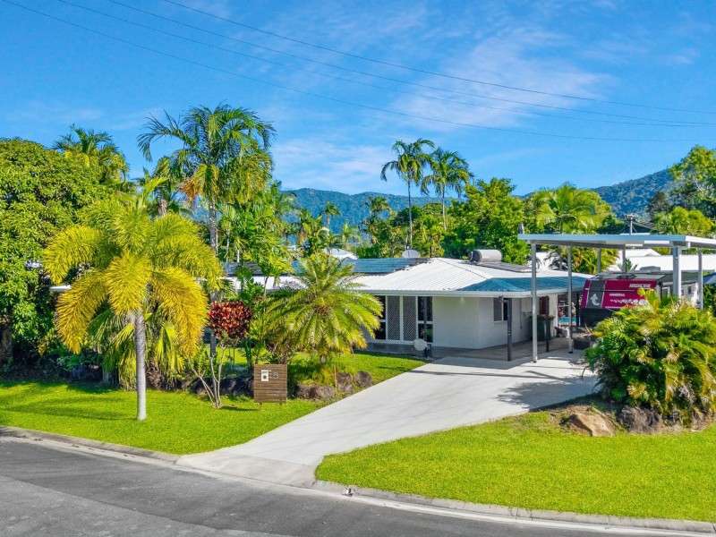 5 Thetford Close, Clifton Beach QLD 4879