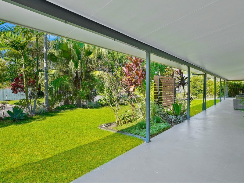 5 Thetford Close, Clifton Beach QLD 4879