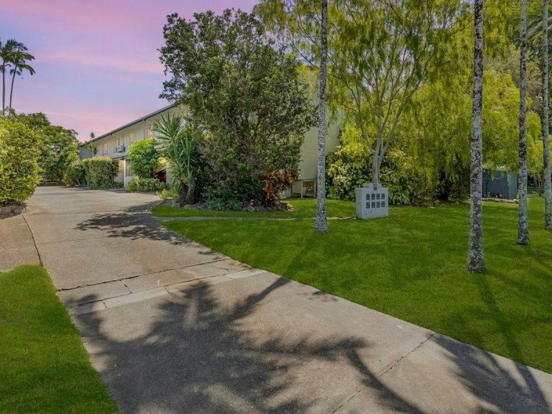 7/10 Crathern Close, Edge Hill QLD 4870