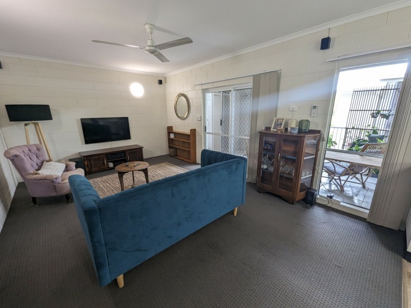 23/40 Old Smithfield Road, Freshwater QLD 4870