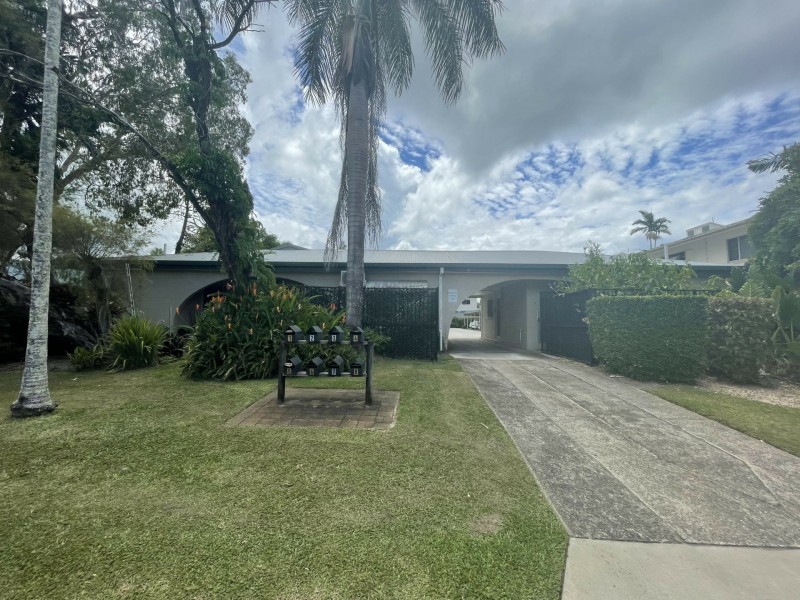6/126 Greenslopes Street, Edge Hill QLD 4870
