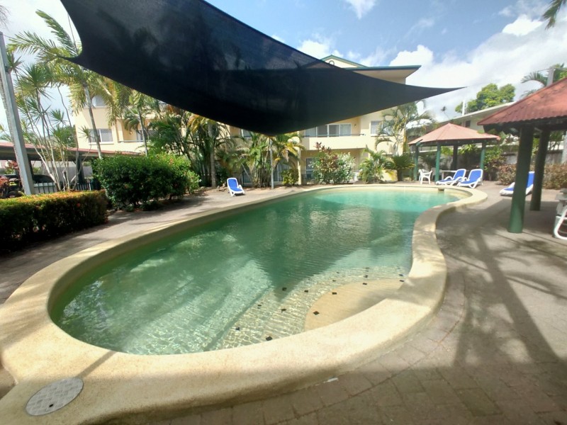 212/191 McLeod Street, Cairns North QLD 4870