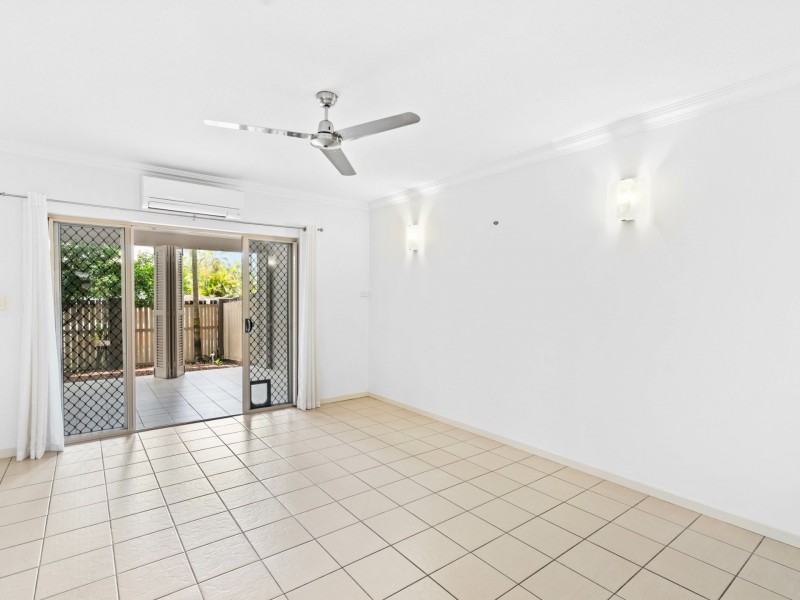102/2-8 Centenary Close, Manoora QLD 4870