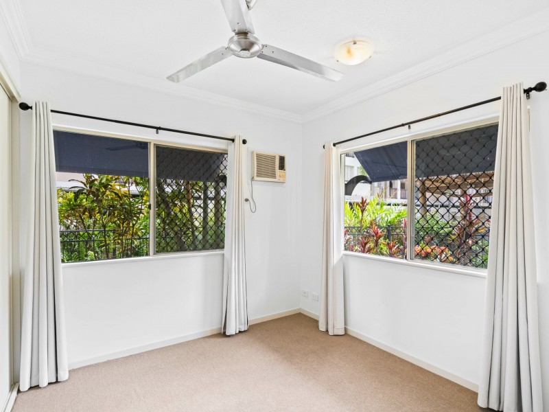 102/2-8 Centenary Close, Manoora QLD 4870
