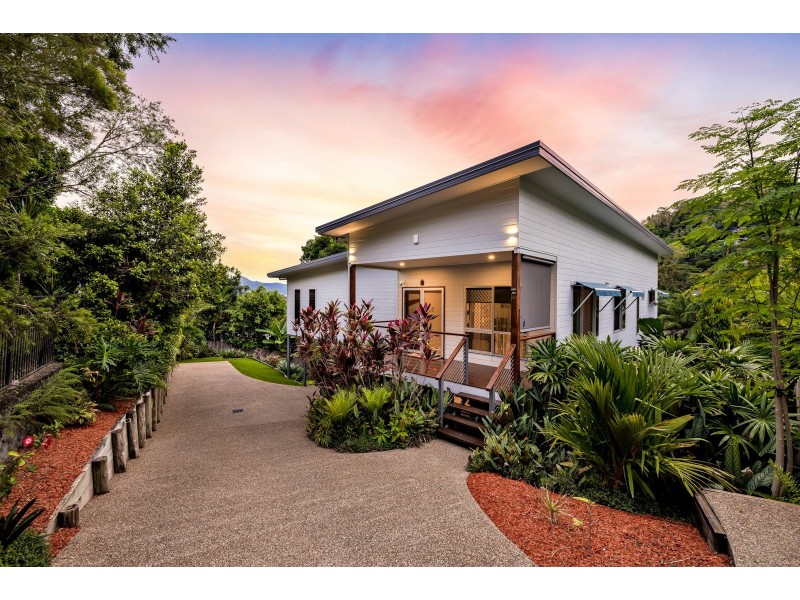 14 Bel-Air Drive, Whitfield QLD 4870