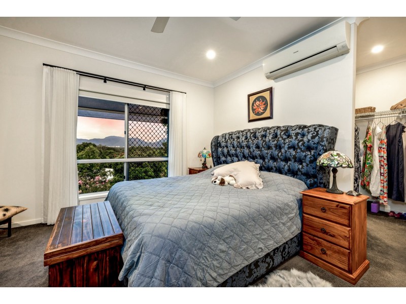 14 Bel-Air Drive, Whitfield QLD 4870