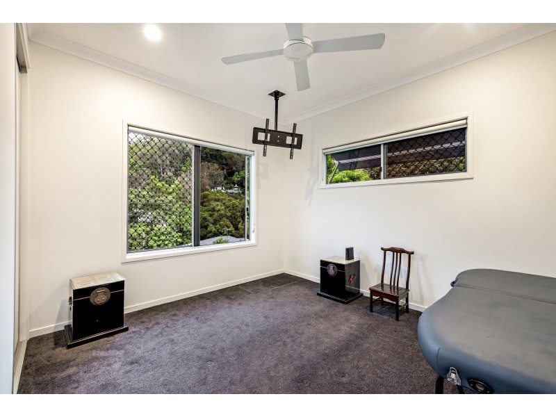 14 Bel-Air Drive, Whitfield QLD 4870
