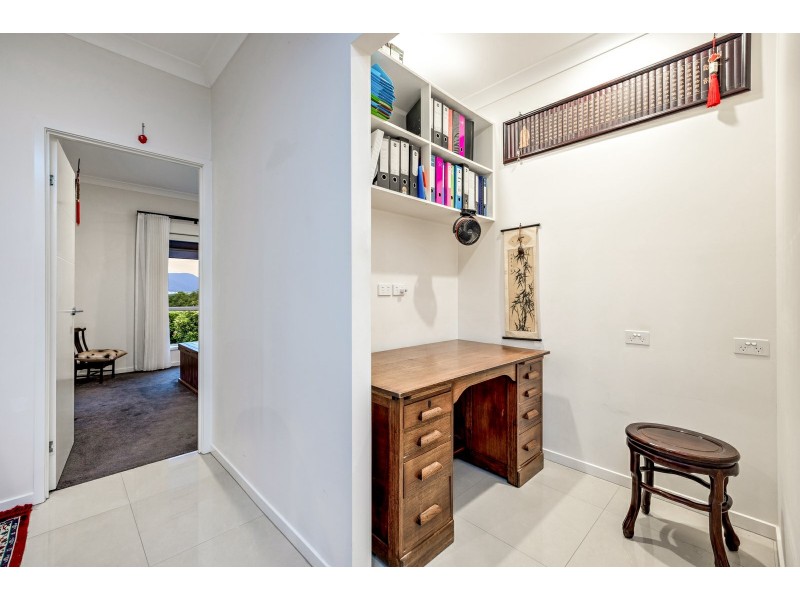 14 Bel-Air Drive, Whitfield QLD 4870