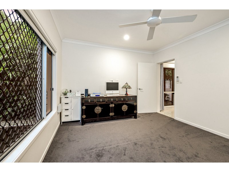 14 Bel-Air Drive, Whitfield QLD 4870