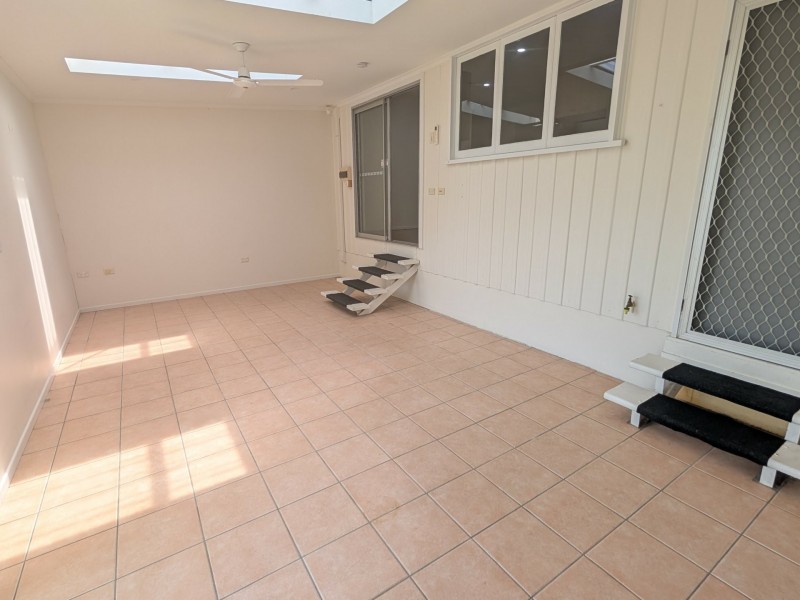 166 Progress Road, White Rock QLD 4868